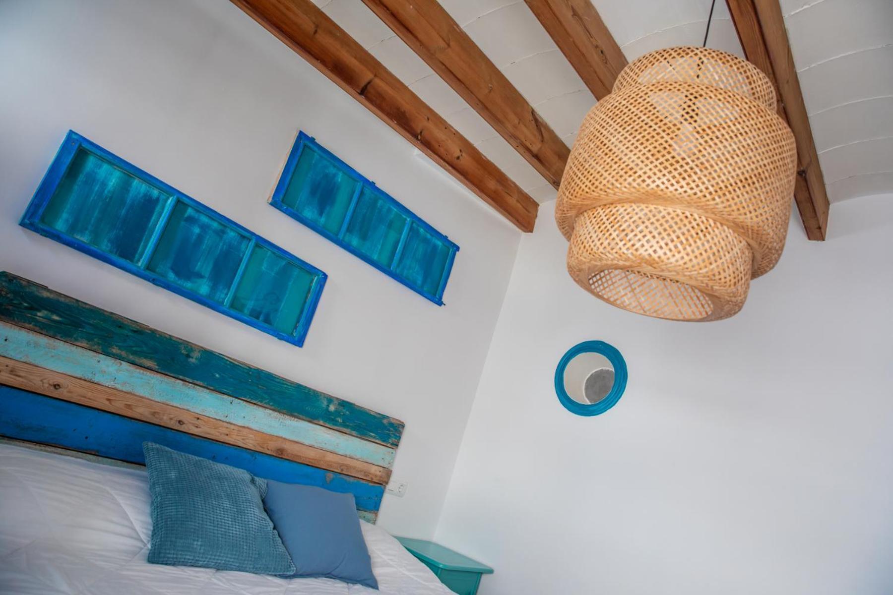 Edificio Reformado Con 2 Pisos En Tarifa Centro Apartment Екстериор снимка